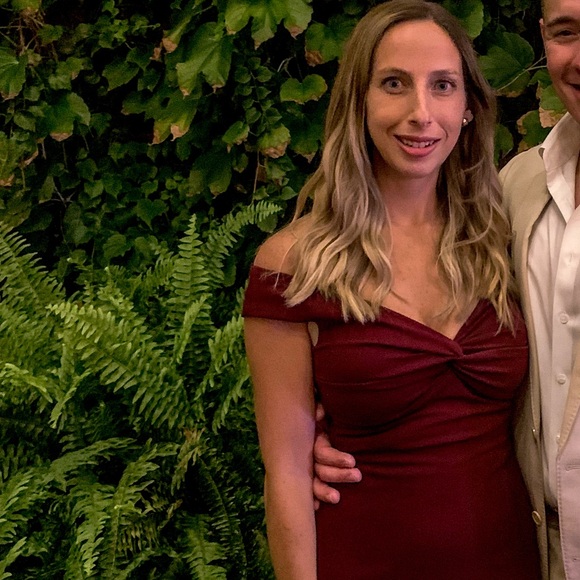 Meet your Posher, Amanda - Picture 2 of 2